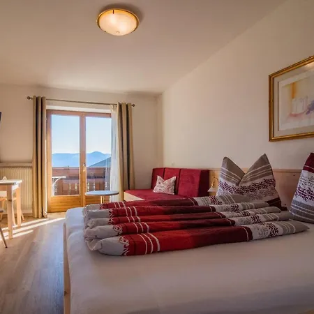 Garni Stübele Bed and breakfast Tirolo